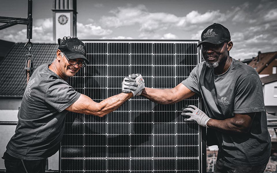 febesol-power-team-fertig-auf-dem-dach Pv Anlage auf dem Dach